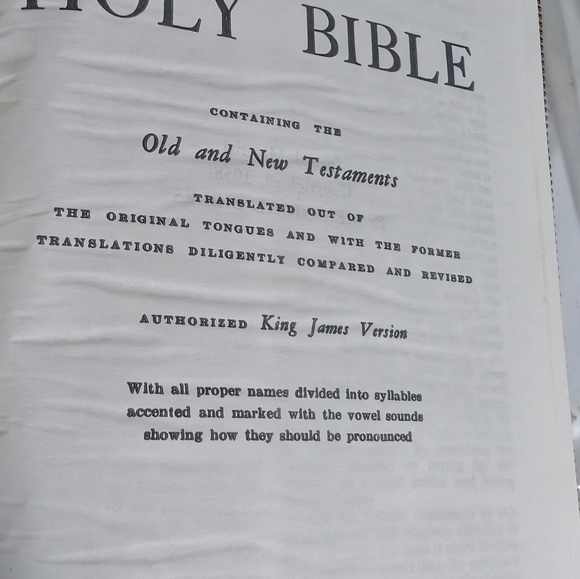 Holy Bible Catholic Memorial Edition 1976 - Picture 16 of 16